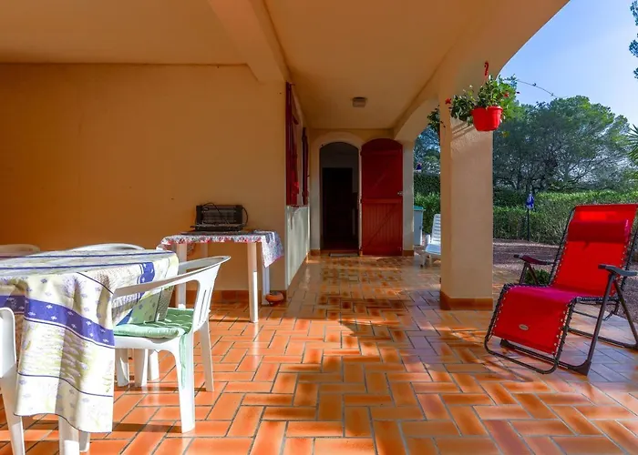 Rez De Jardin Dans Vila